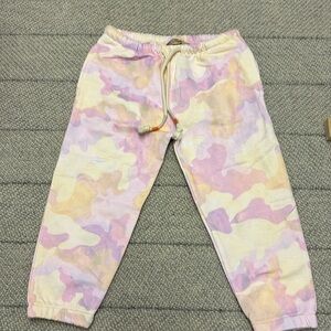 Munster girls size 4 pink camo “love potion” drawstring sweatpants